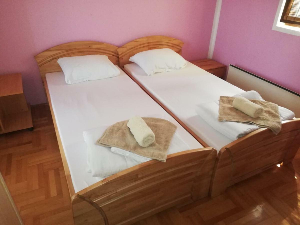 Holiday Home Rodjak Sa Sela Mionica Екстер'єр фото